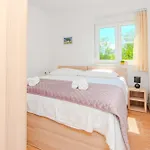 Aparthotel House Calm Forest 5 Minutes Walking From The Sandy *