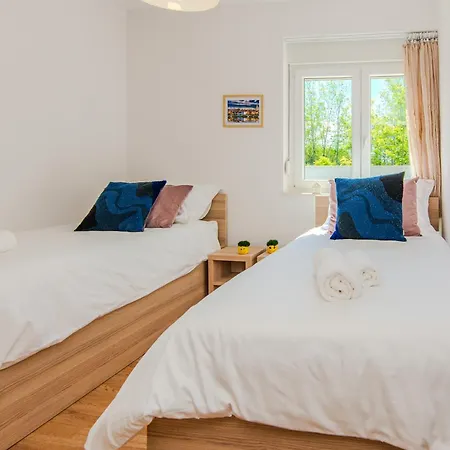 House Calm Forest 5 Minutes Walking From The Sandy