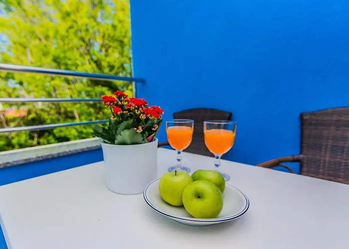 Ξενοδοχείο με διαμερίσματα House Calm Forest 5 Minutes Walking From The Sandy Privlaka (Zadar)