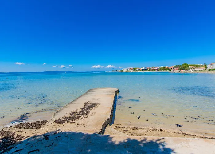 House Calm Forest 5 Minutes Walking From The Sandy Privlaka (Zadar)